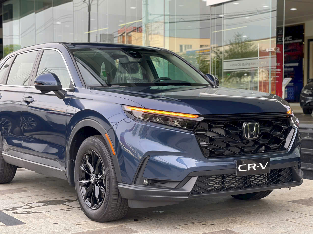 Honda CR-V RS Màu xanh